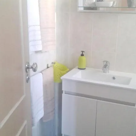 Luxurious In With Pool Albufeira