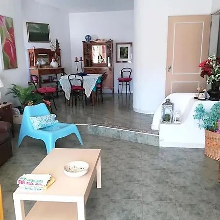 Villa Luxurious In With Pool *